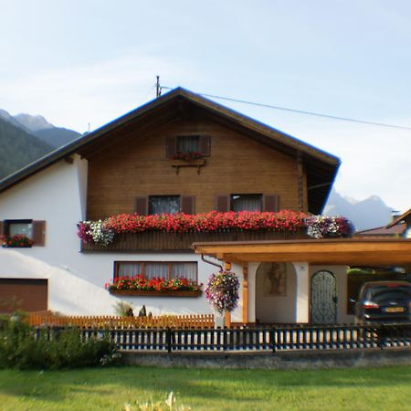 Apartment Hubert Praxmarer Fulpmes Ruang foto