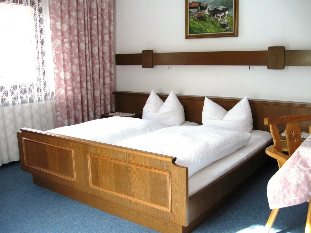 Apartment Hubert Praxmarer Fulpmes Ruang foto